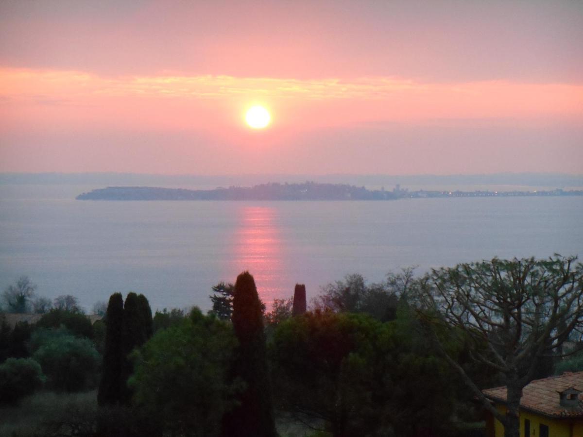 Casa Vista Lago Moniga del Garda Buitenkant foto